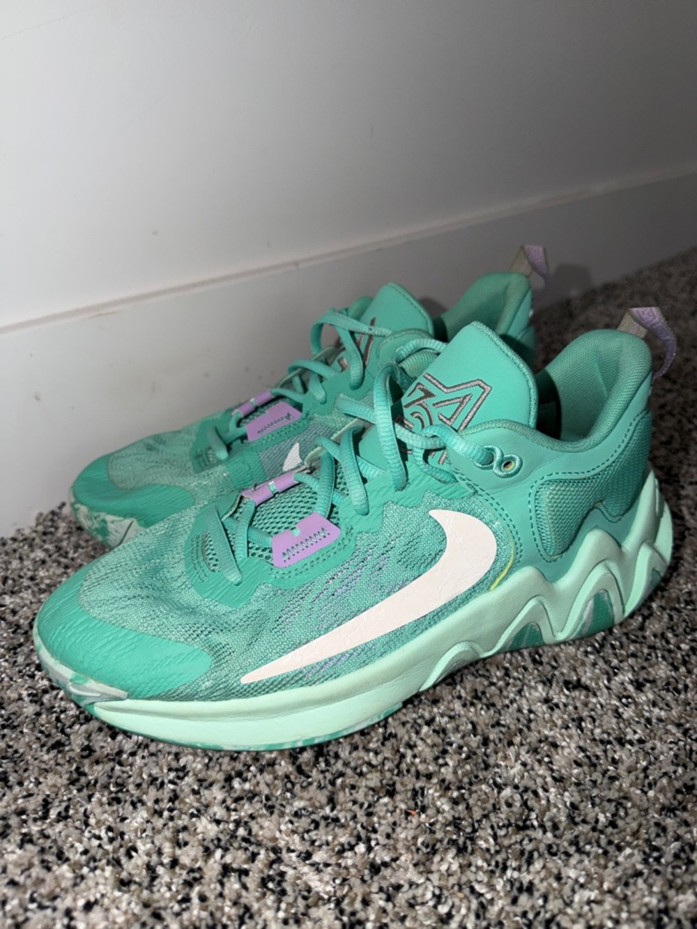 Nike Giannis Immortality 2 Mint Shoes Girls Size 6